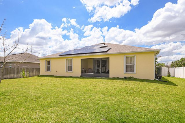 1961 SW Diamond Street, Port St. Lucie, FL 34953