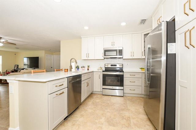 1961 SW Diamond Street, Port St. Lucie, FL 34953