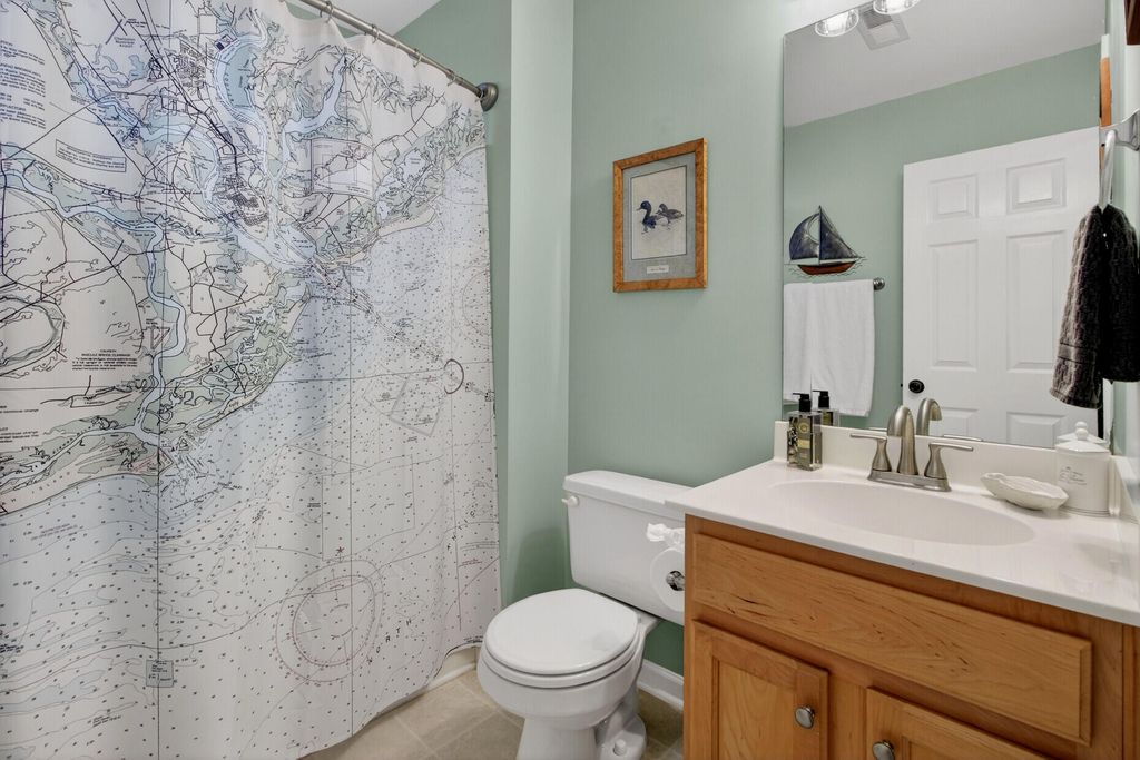 Image 28 of property listing at 8948 N Red Maple Circle, Summerville, SC 29485