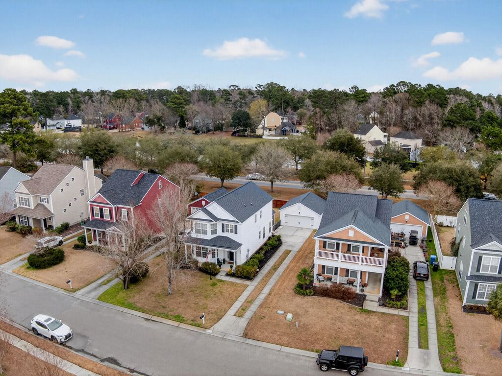 Image 48 of property listing at 8948 N Red Maple Circle, Summerville, SC 29485