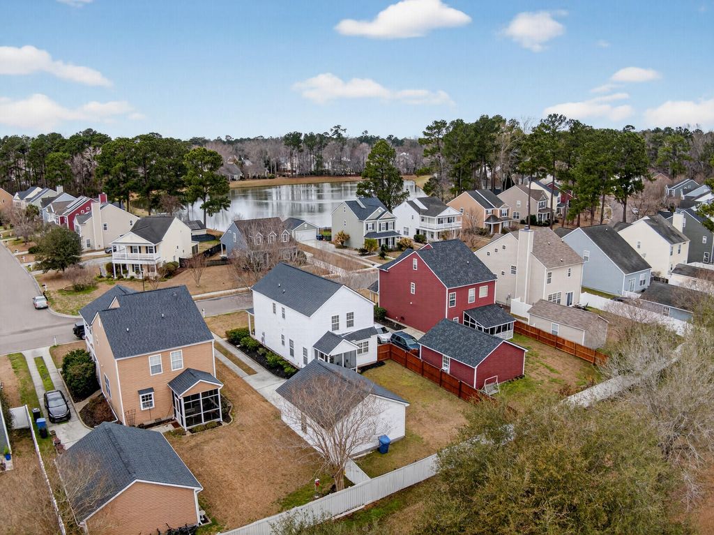 Image 49 of property listing at 8948 N Red Maple Circle, Summerville, SC 29485