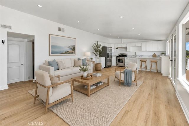 32122 Coast, Laguna Beach, CA 92651