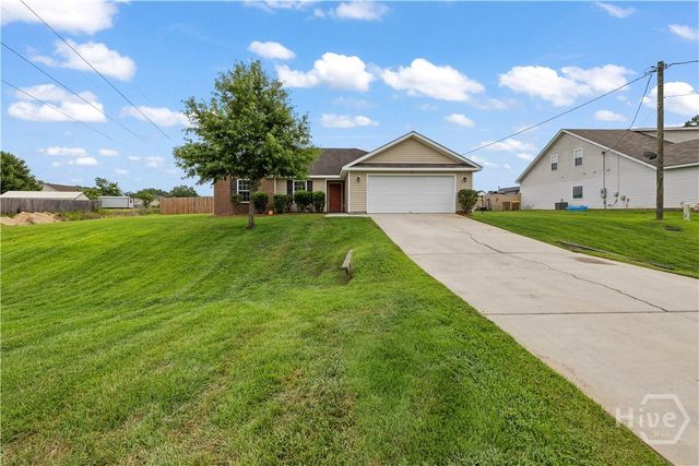 180 Bonnie Circle, Ellabell, GA 31308