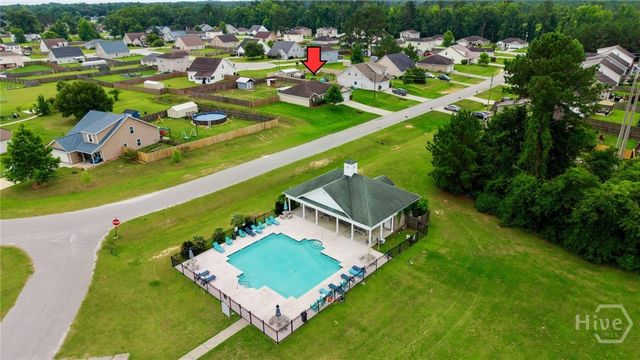 180 Bonnie Circle, Ellabell, GA 31308