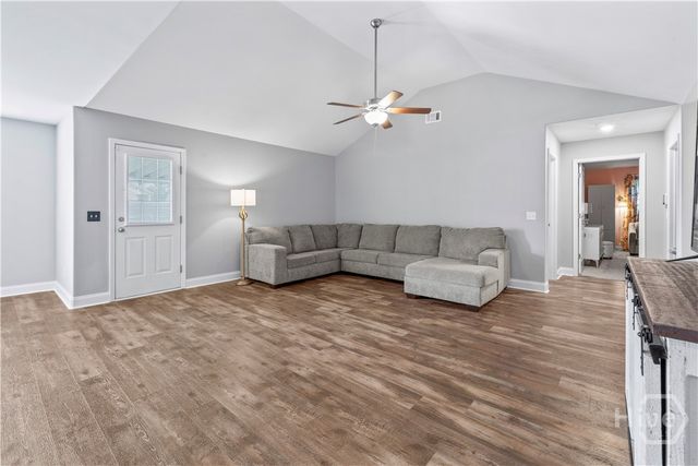 180 Bonnie Circle, Ellabell, GA 31308