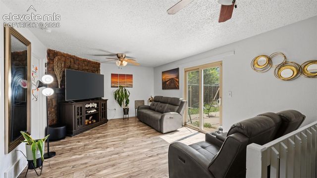 3433 Hunterwood Drive, Colorado Springs, CO 80916