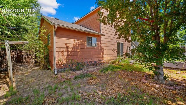 3433 Hunterwood Drive, Colorado Springs, CO 80916