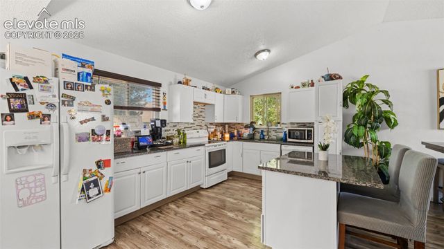 3433 Hunterwood Drive, Colorado Springs, CO 80916