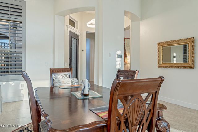 14175 N Los Saguaros Drive, Marana, AZ 85658