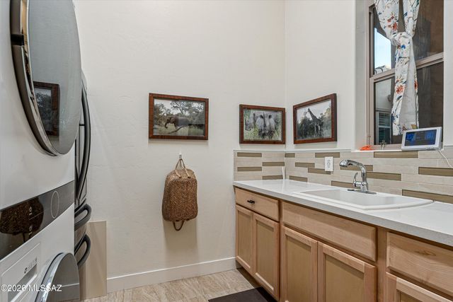14175 N Los Saguaros Drive, Marana, AZ 85658