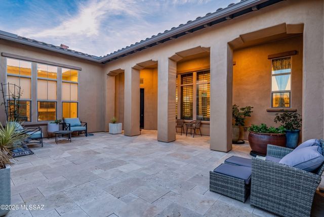 14175 N Los Saguaros Drive, Marana, AZ 85658
