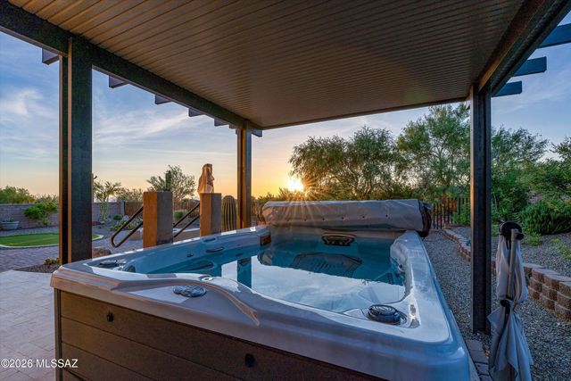 14175 N Los Saguaros Drive, Marana, AZ 85658