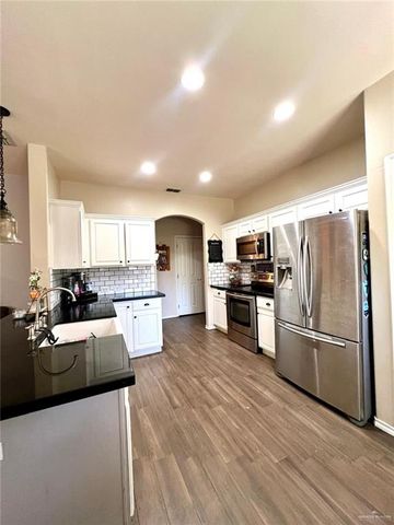 4729 W Jasmine Avenue, Mcallen, TX 78501