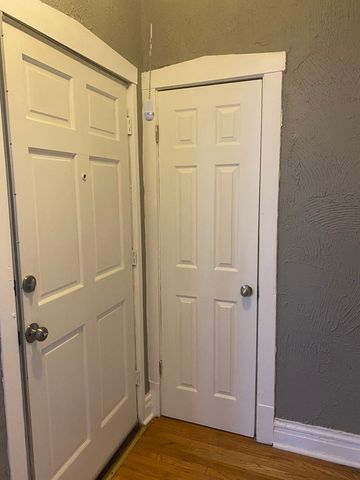 340 S Homan Street, Chicago, IL 60624