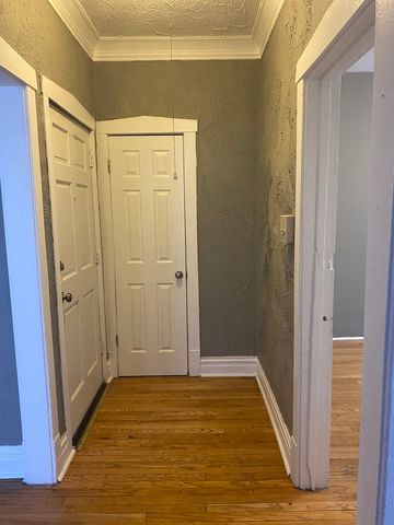 340 S Homan Street, Chicago, IL 60624