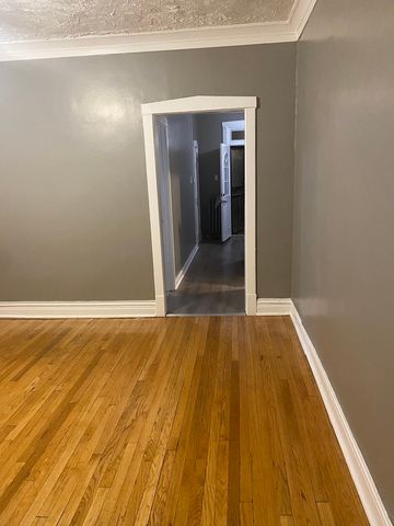 340 S Homan Street, Chicago, IL 60624