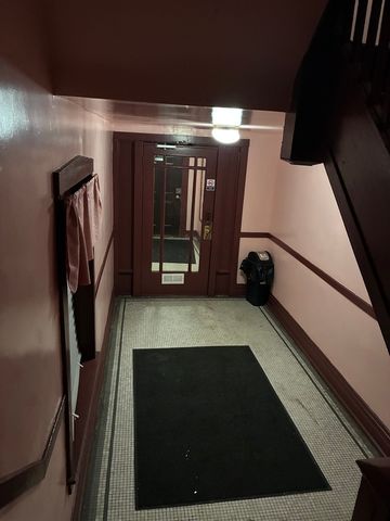 340 S Homan Street, Chicago, IL 60624