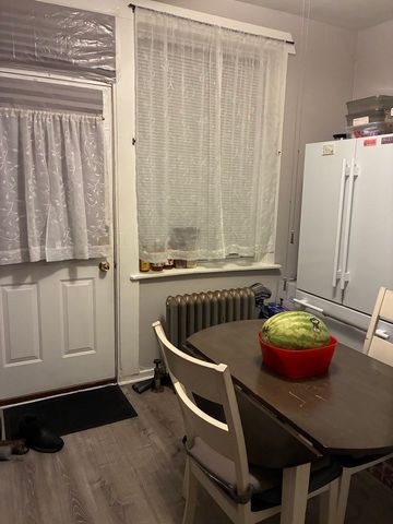 340 S Homan Street, Chicago, IL 60624