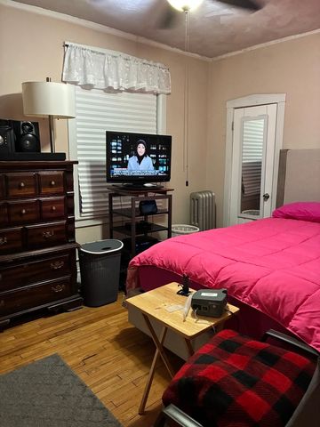 340 S Homan Street, Chicago, IL 60624