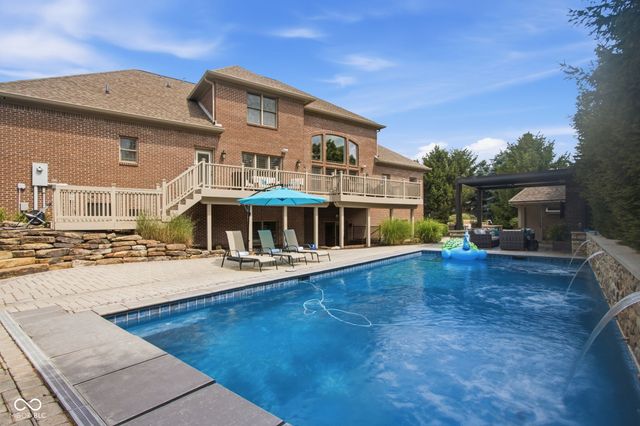 63 Hollaway Boulevard, Brownsburg, IN 46112