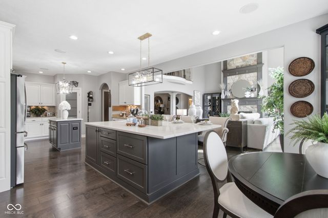 63 Hollaway Boulevard, Brownsburg, IN 46112