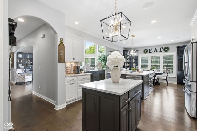 63 Hollaway Boulevard, Brownsburg, IN 46112