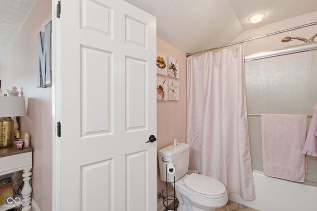 63 Hollaway Boulevard, Brownsburg, IN 46112