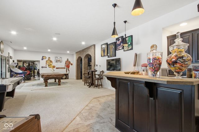 63 Hollaway Boulevard, Brownsburg, IN 46112
