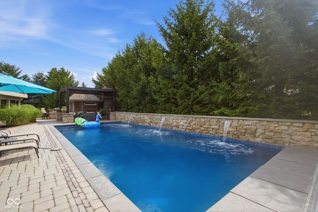 63 Hollaway Boulevard, Brownsburg, IN 46112