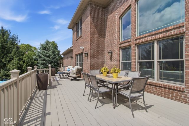 63 Hollaway Boulevard, Brownsburg, IN 46112