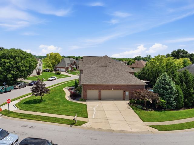 63 Hollaway Boulevard, Brownsburg, IN 46112
