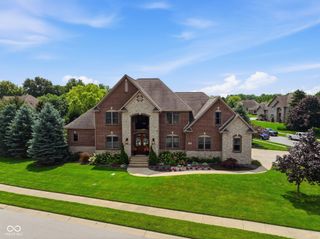 63 Hollaway Boulevard, Brownsburg, IN 46112
