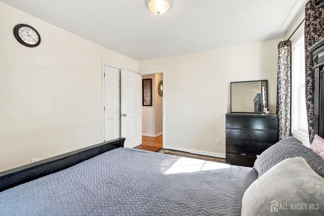 74 Elmwood Avenue, Edison, NJ 08837