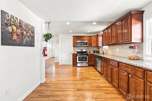 74 Elmwood Avenue, Edison, NJ 08837