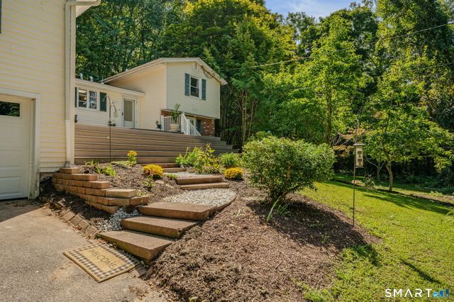 24 Long Hill Road, Deep River, CT 06417