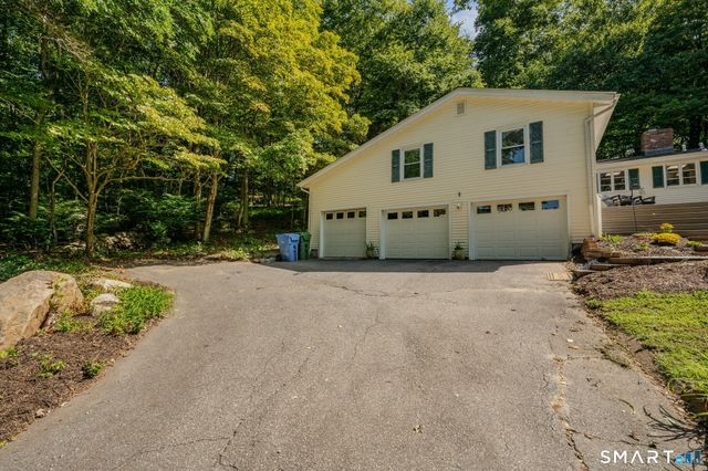 24 Long Hill Road, Deep River, CT 06417