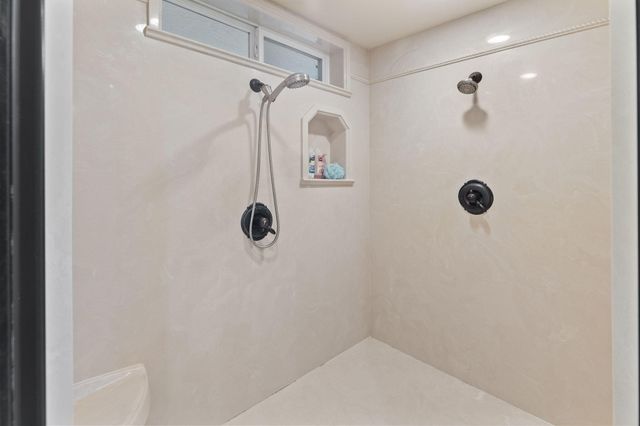 337 Daleo Drive, Grants Pass, OR 97527