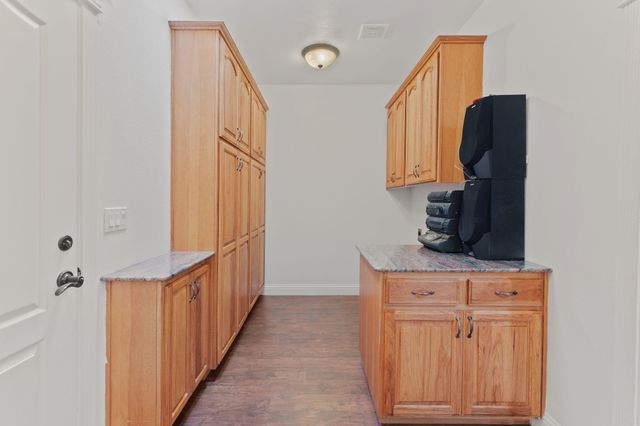 337 Daleo Drive, Grants Pass, OR 97527