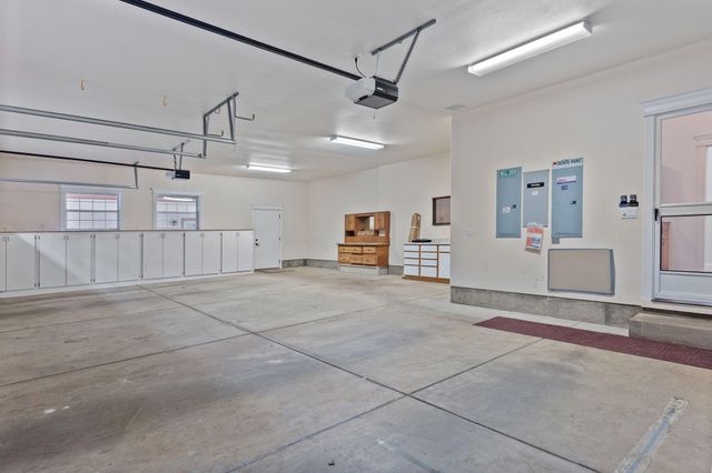 337 Daleo Drive, Grants Pass, OR 97527