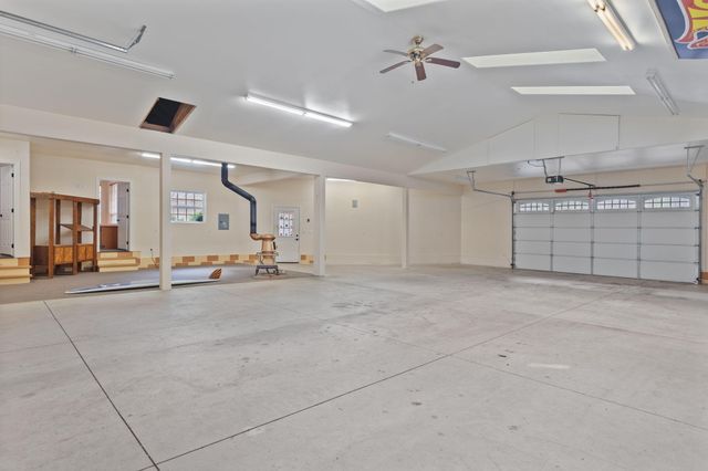 337 Daleo Drive, Grants Pass, OR 97527