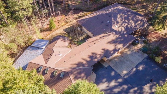 337 Daleo Drive, Grants Pass, OR 97527