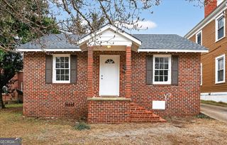 1049 Boulevard, Macon, GA 31211