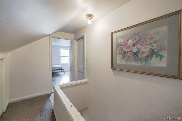 614 E Tennyson Avenue, Pontiac, MI 48340