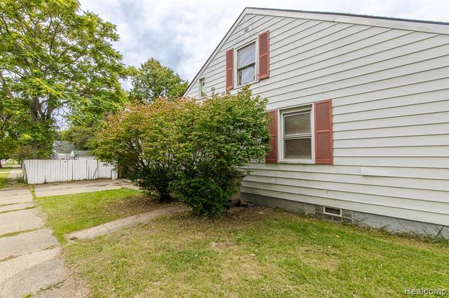 614 E Tennyson Avenue, Pontiac, MI 48340