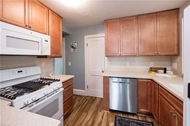 421 E Randall AVE, Norfolk, VA 23503