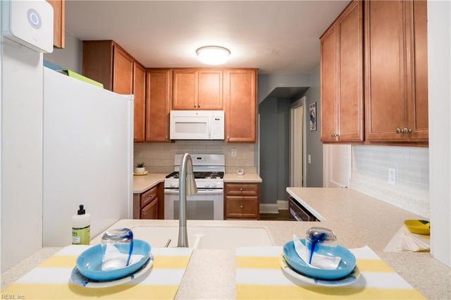 421 E Randall AVE, Norfolk, VA 23503