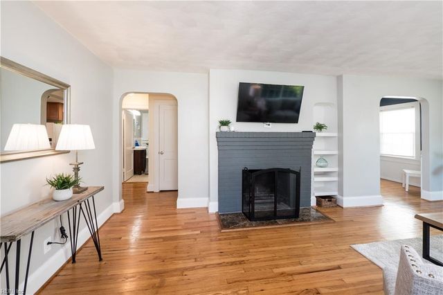 421 E Randall AVE, Norfolk, VA 23503