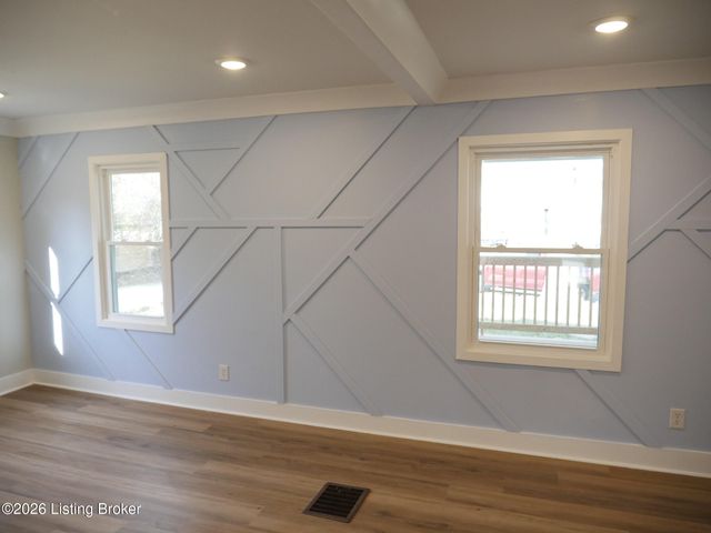 4518 Grand Ave, Louisville, KY 40211