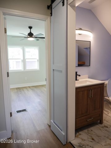 4518 Grand Ave, Louisville, KY 40211