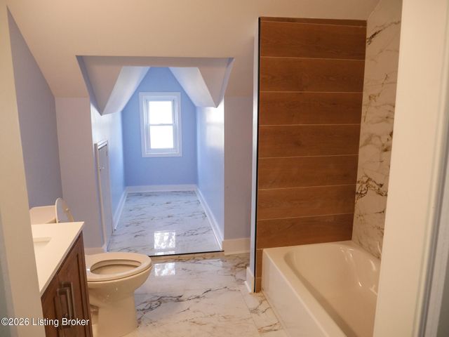 4518 Grand Ave, Louisville, KY 40211